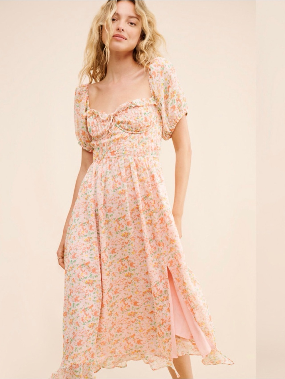 Astr Peach-Pink Floral Puff-Sleeve Midi Dress